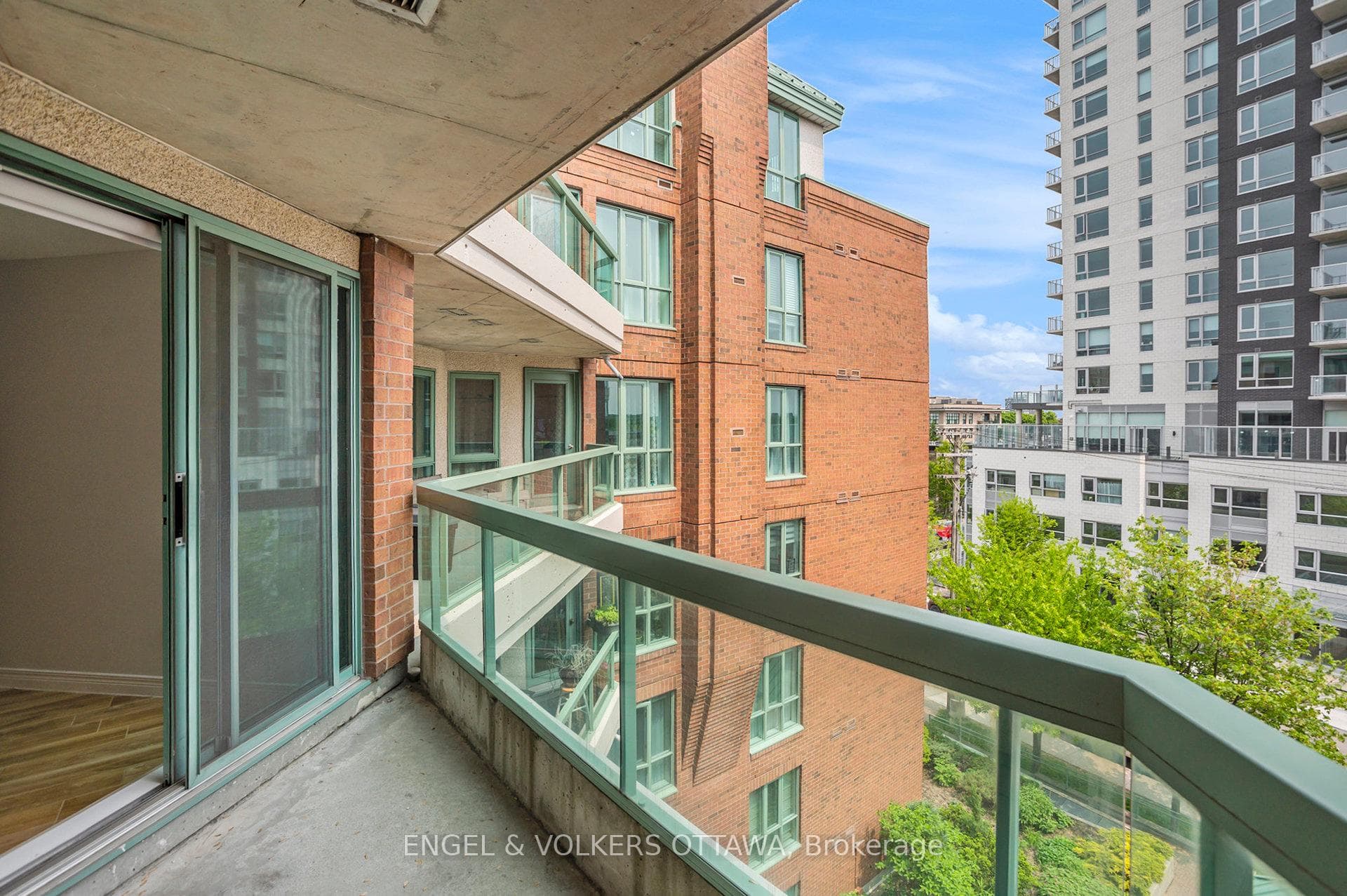 550 Cambridge Street Unit 507 photo 18