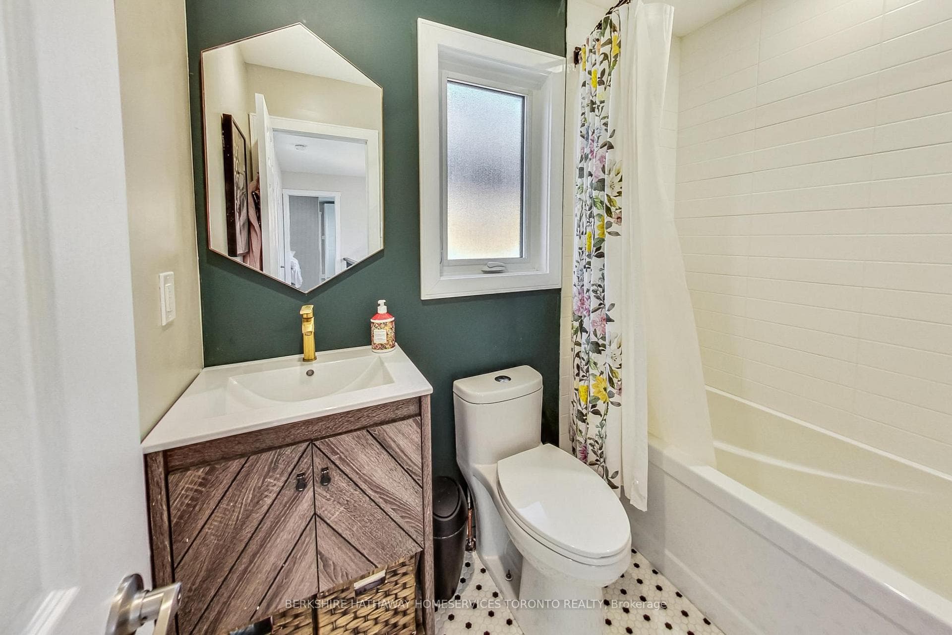 491 Jones Road photo 20