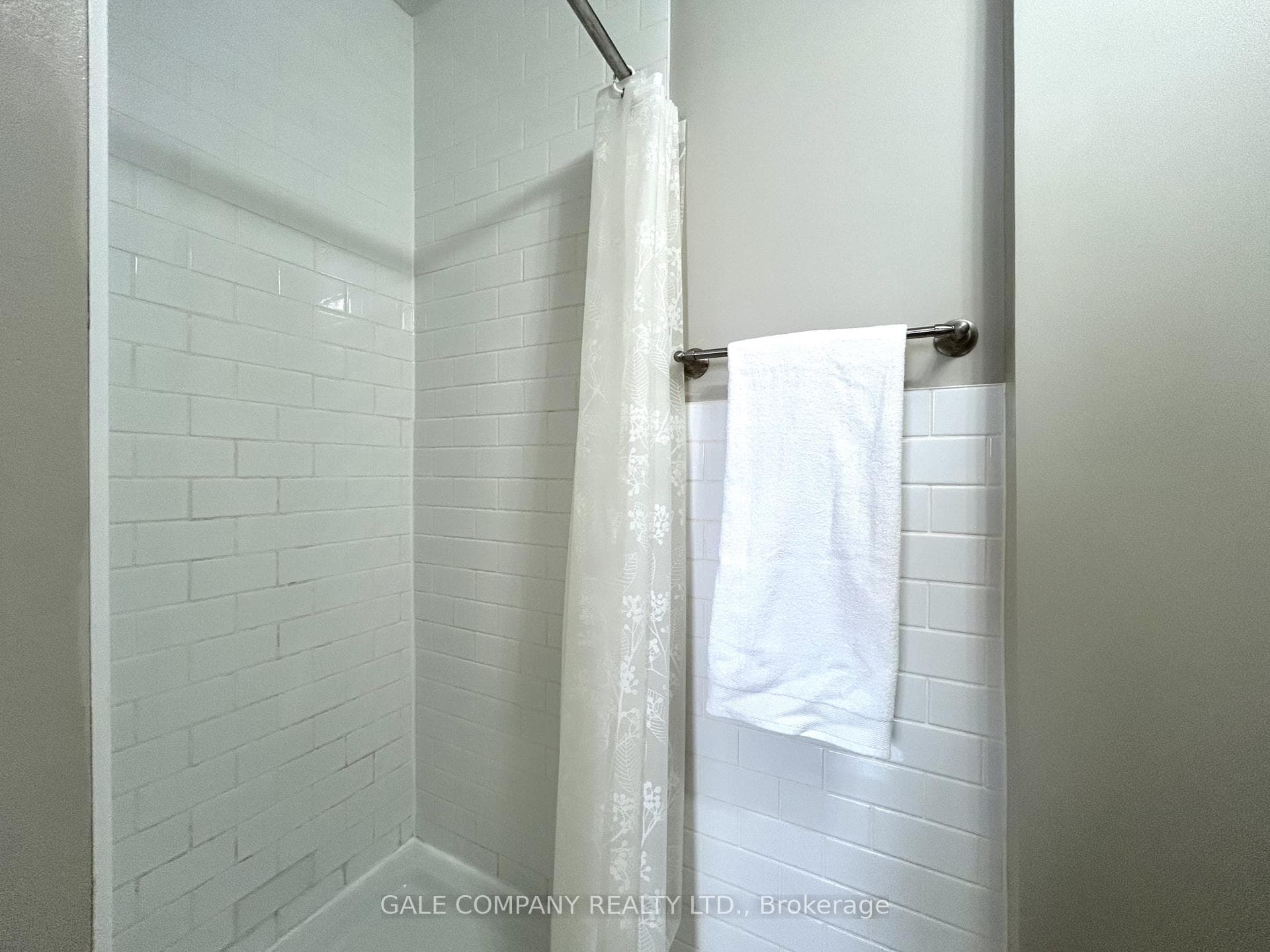 31 Bridge Street Unit 5 photo 16