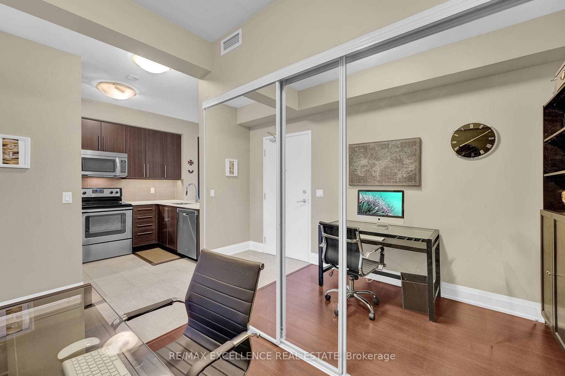 8302 Islington Avenue Unit 218 photo 15