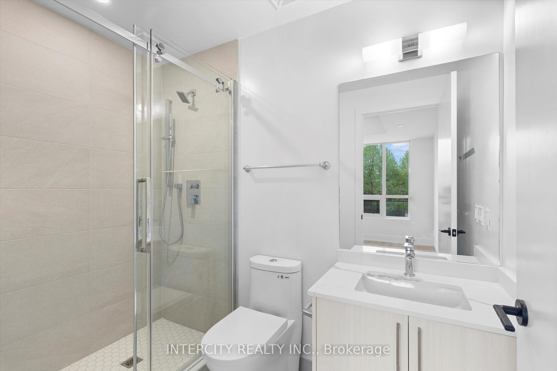 2075 King Road Unit 206 photo 13