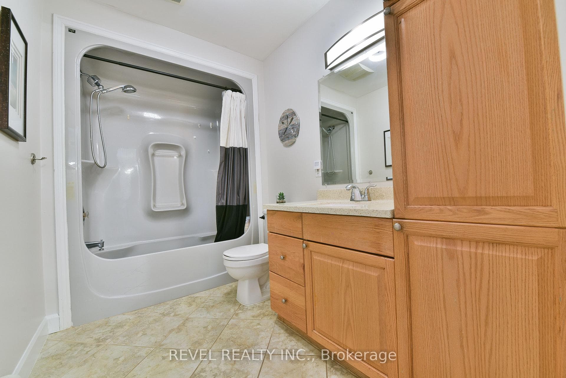 1331 Park Avenue photo 18