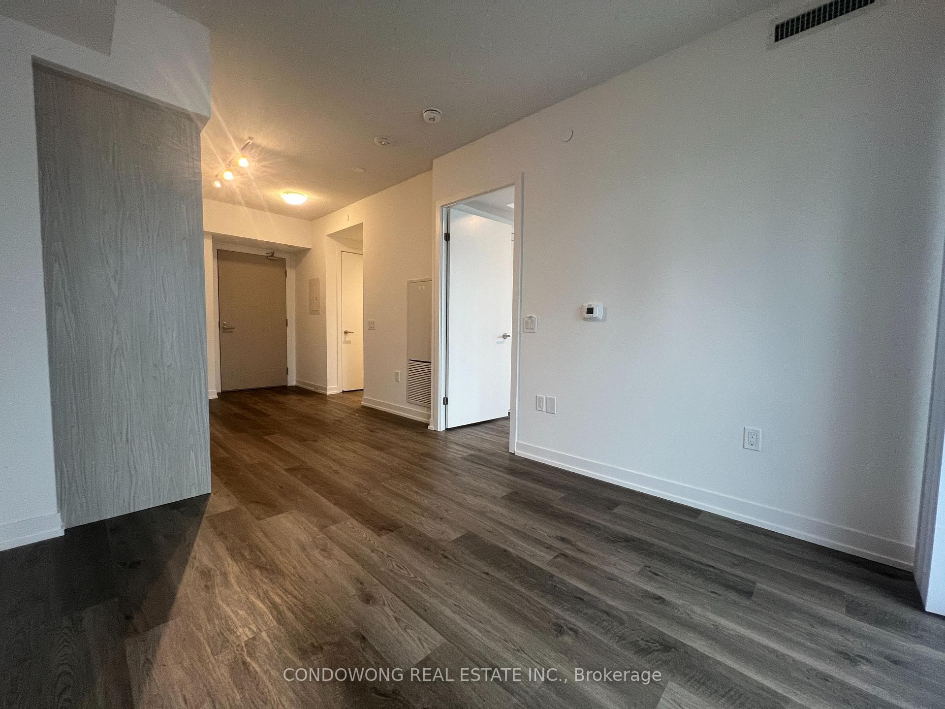 55 Cooper Street Unit 2112 photo 4