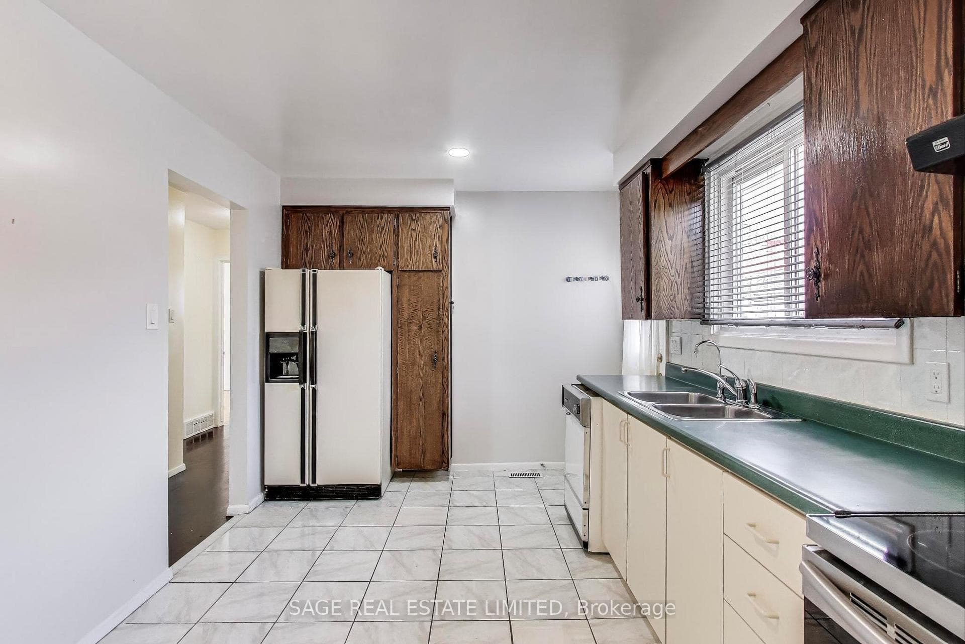 72 Glenvale Drive photo 9