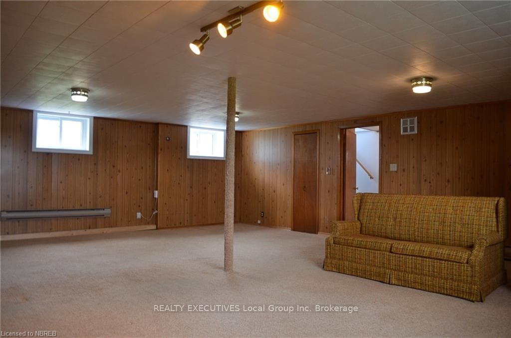 492 MCCARTHY Street photo 26