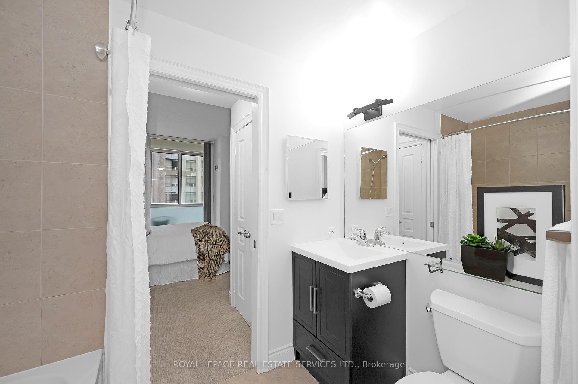 225 Webb Drive Unit 1501 photo 6