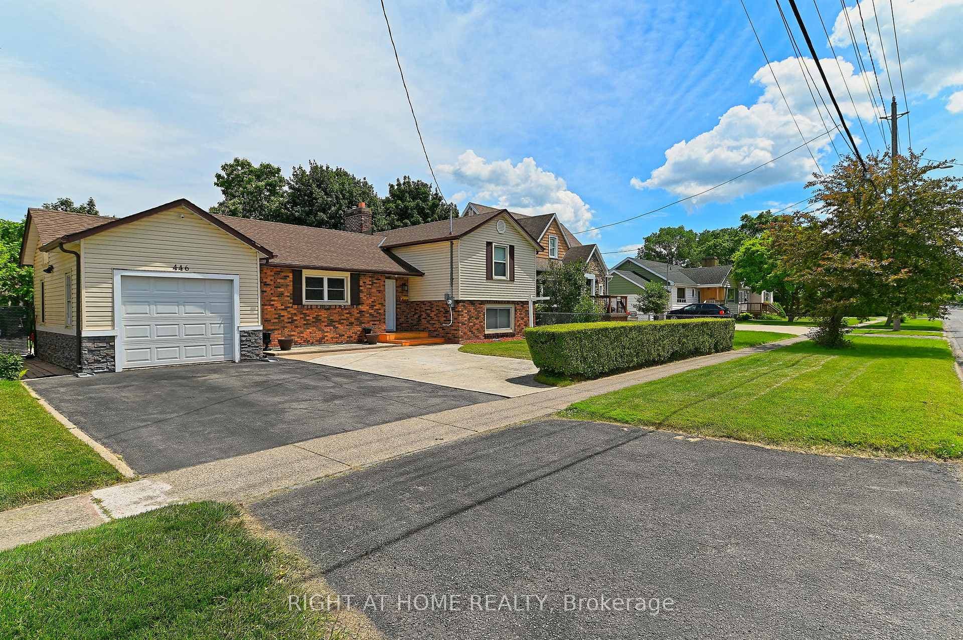 446 Geneva Street photo 1