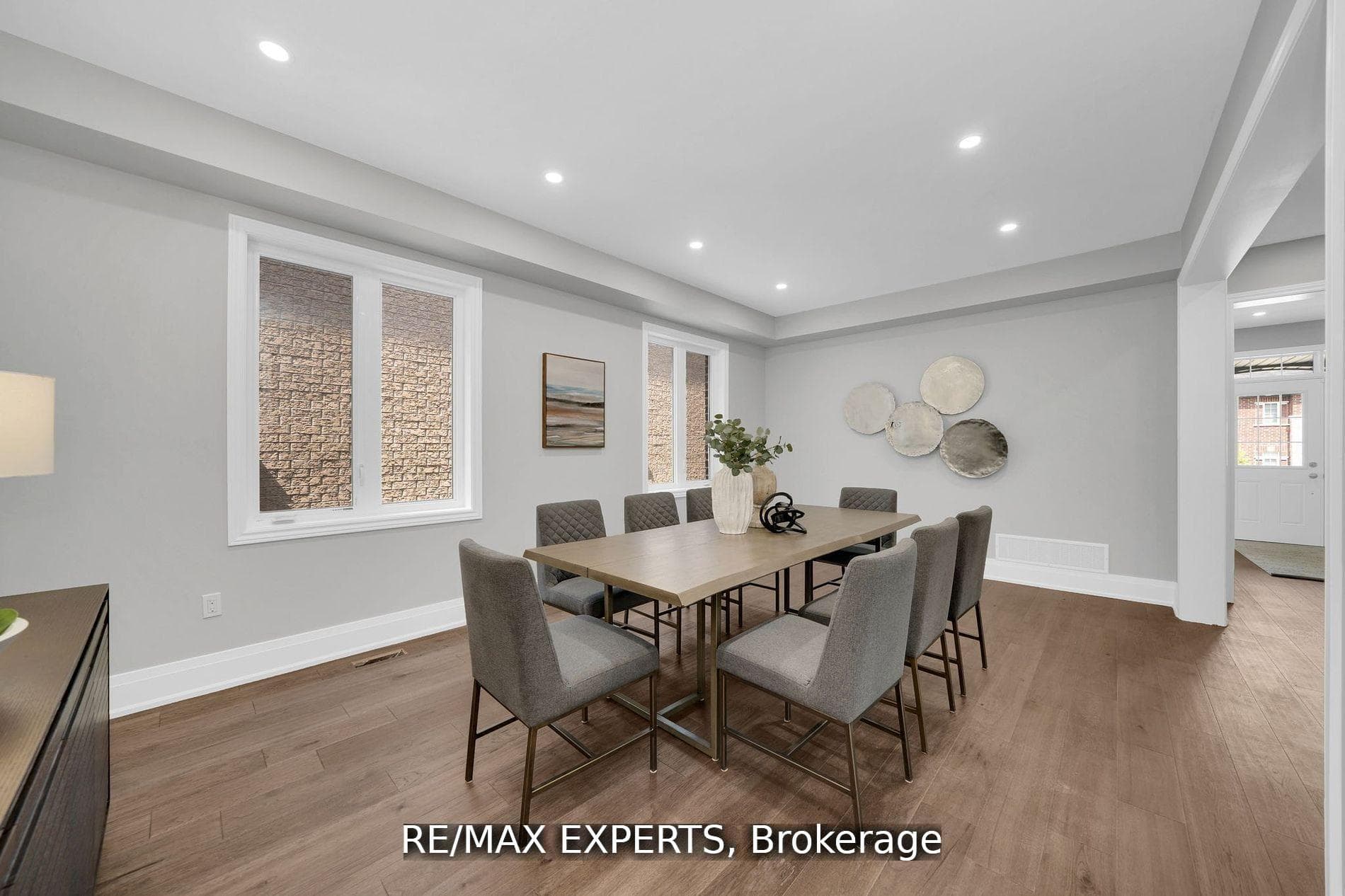 131 Highlands Boulevard photo 10