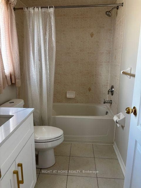 69 Crystal Glen Crescent photo 5