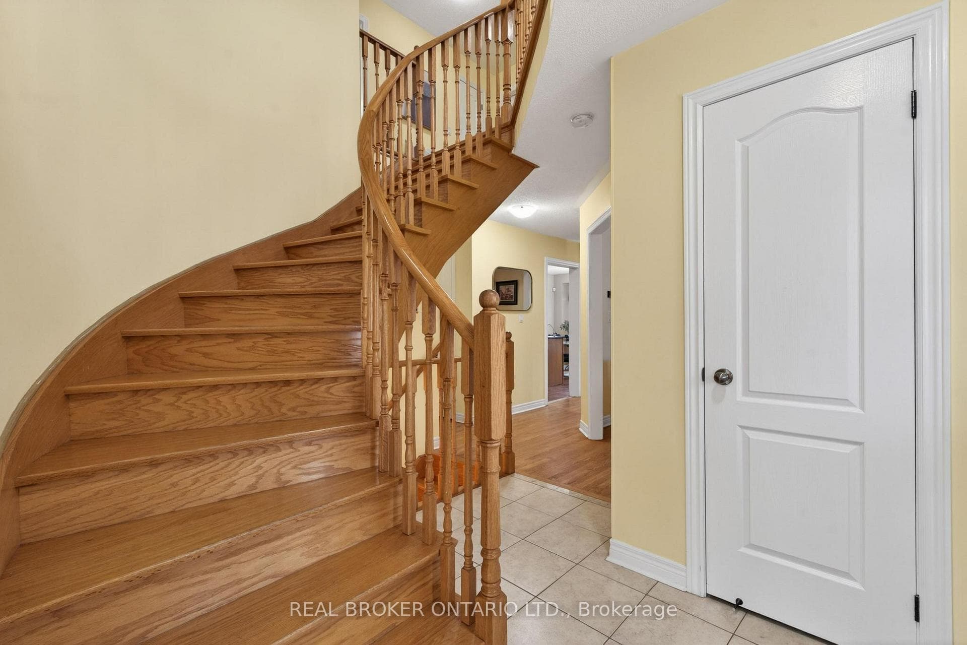 38 Nutwood Way photo 5