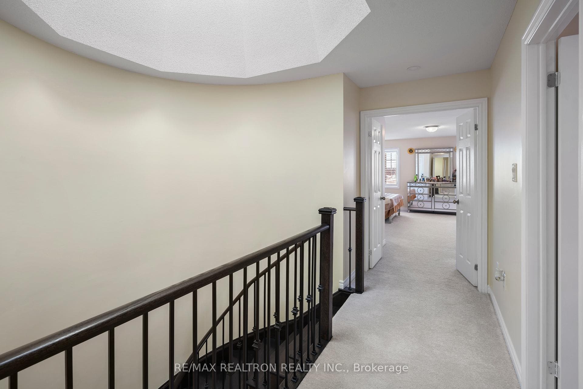 688 Audley Road photo 32