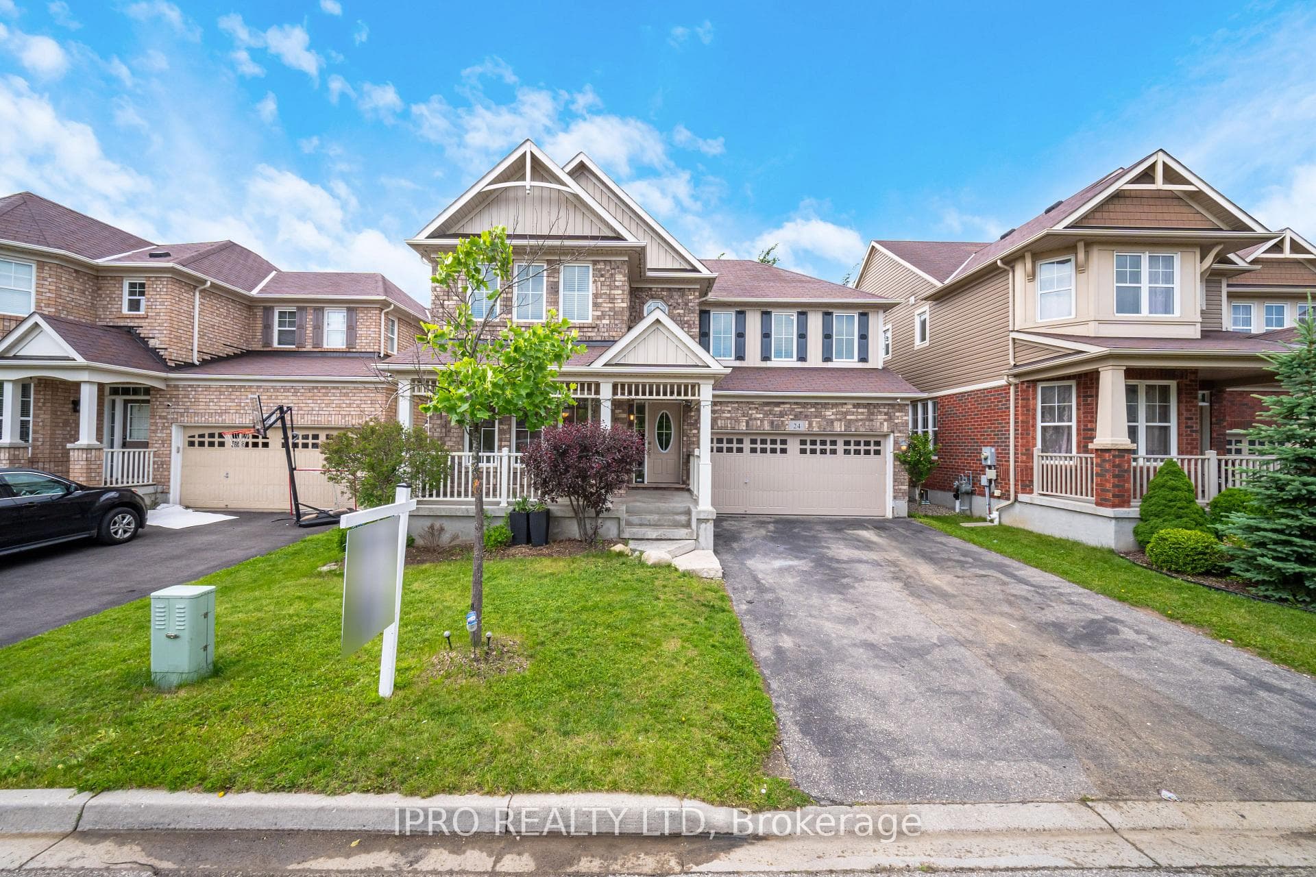 24 Chase Crescent photo 2