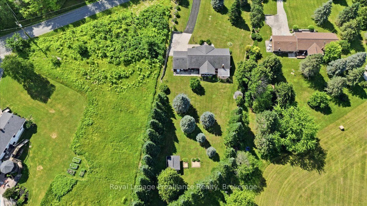 81 Old Troy Road photo 45