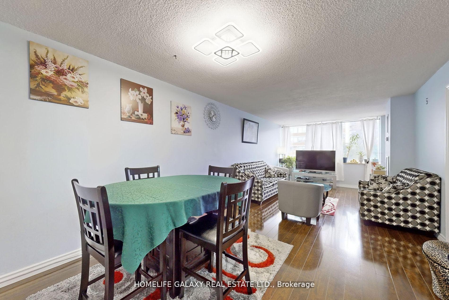 25 Silver Springs Boulevard Unit 304 photo 9