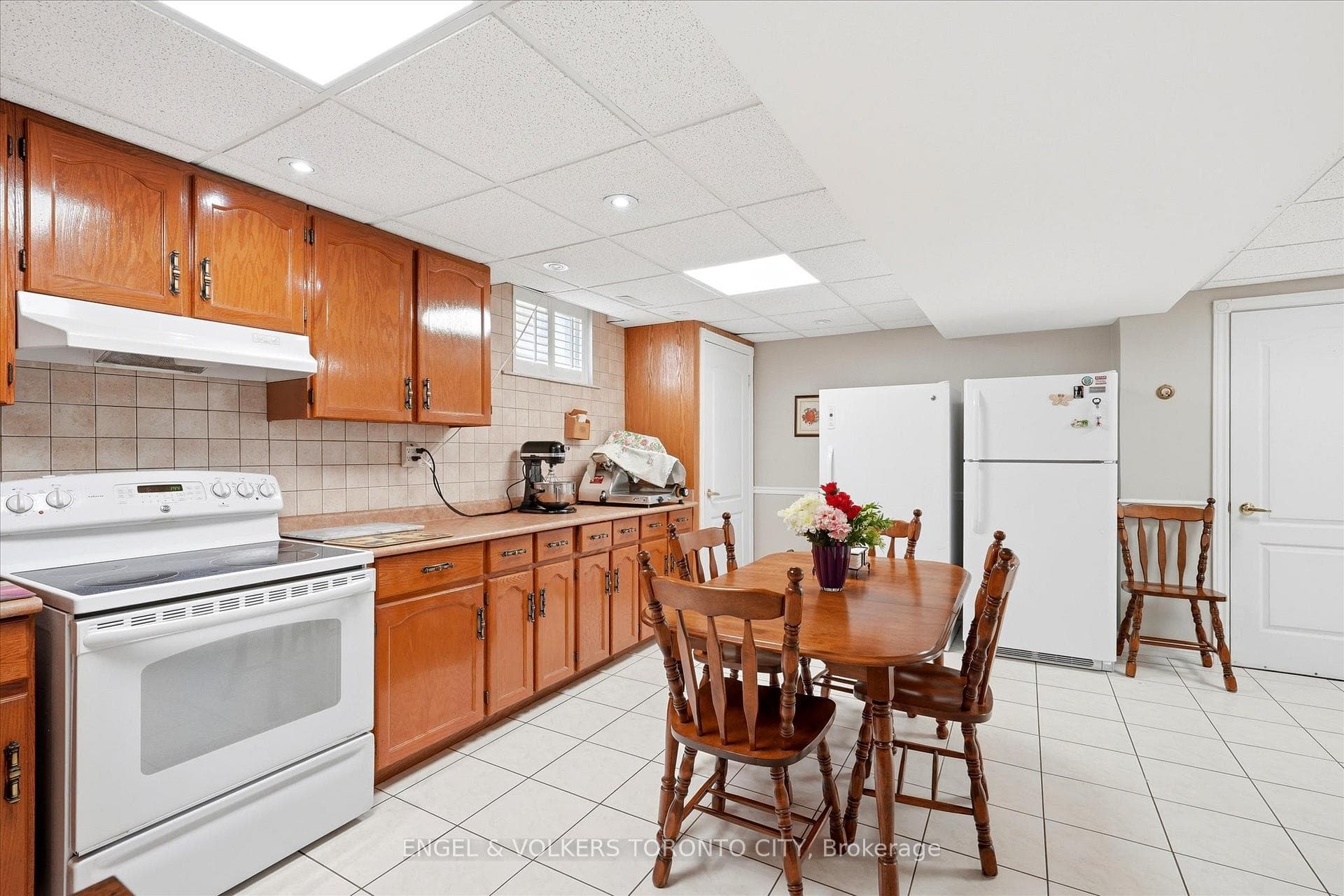 90 Gardner Place photo 37