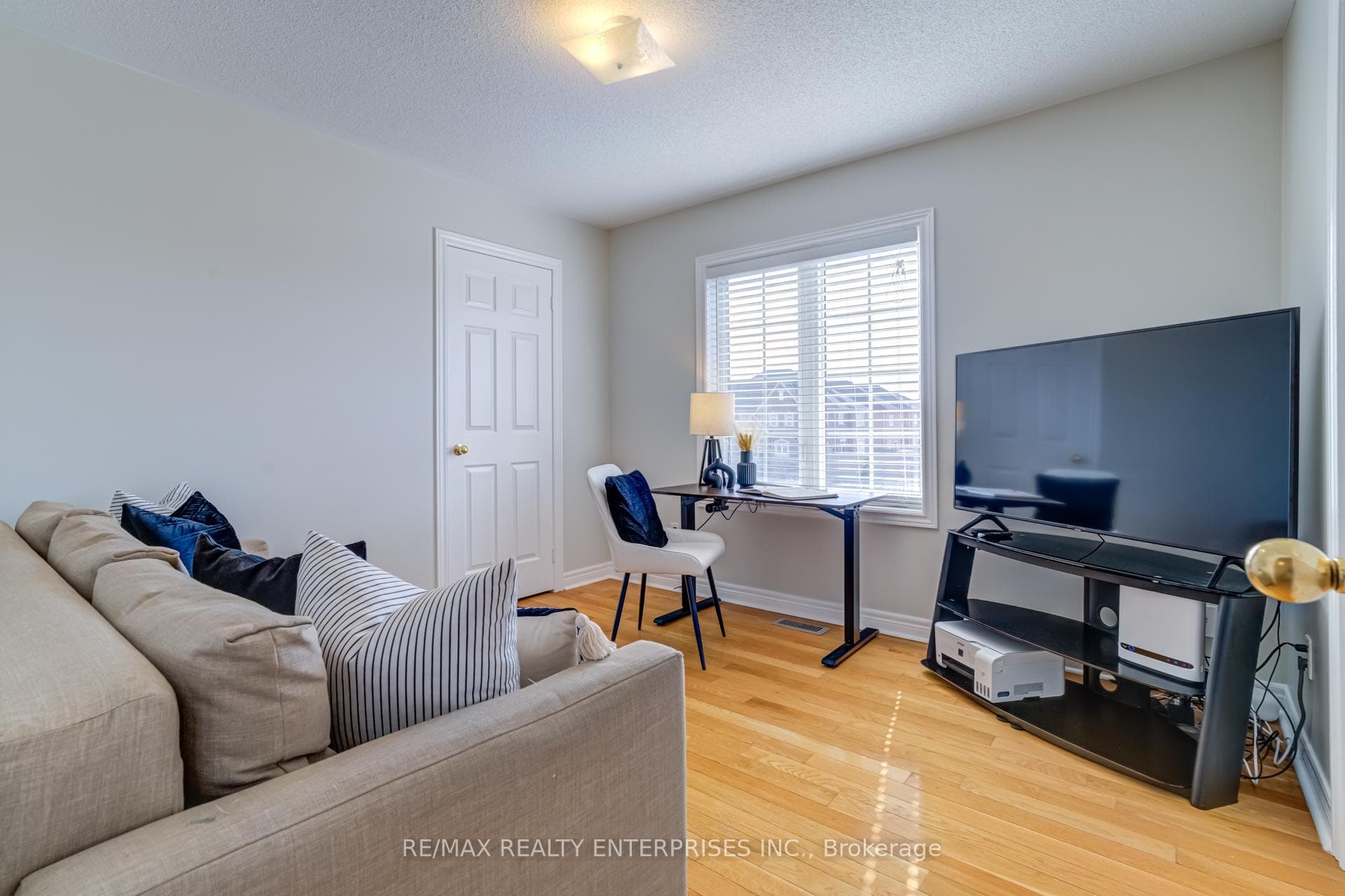 148 Bayhampton Drive photo 27