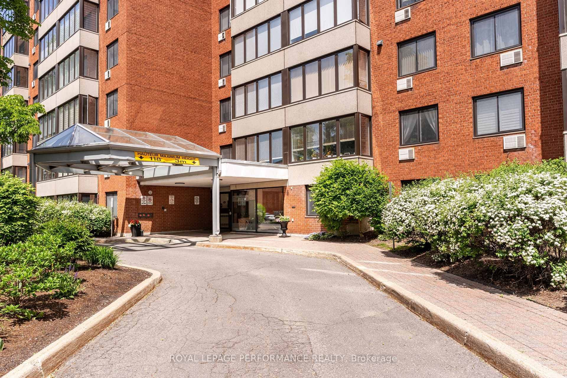 225 Alvin Road Unit 609 photo 2
