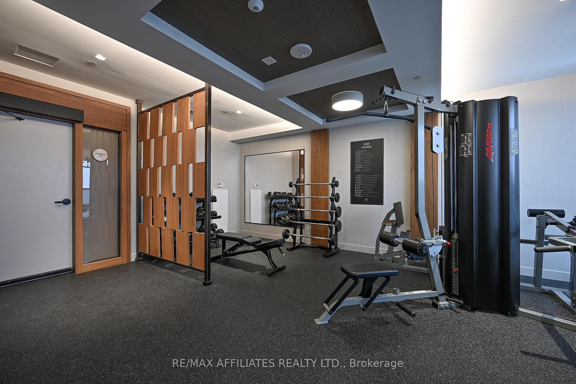 560 Rideau Street Unit 611 photo 21