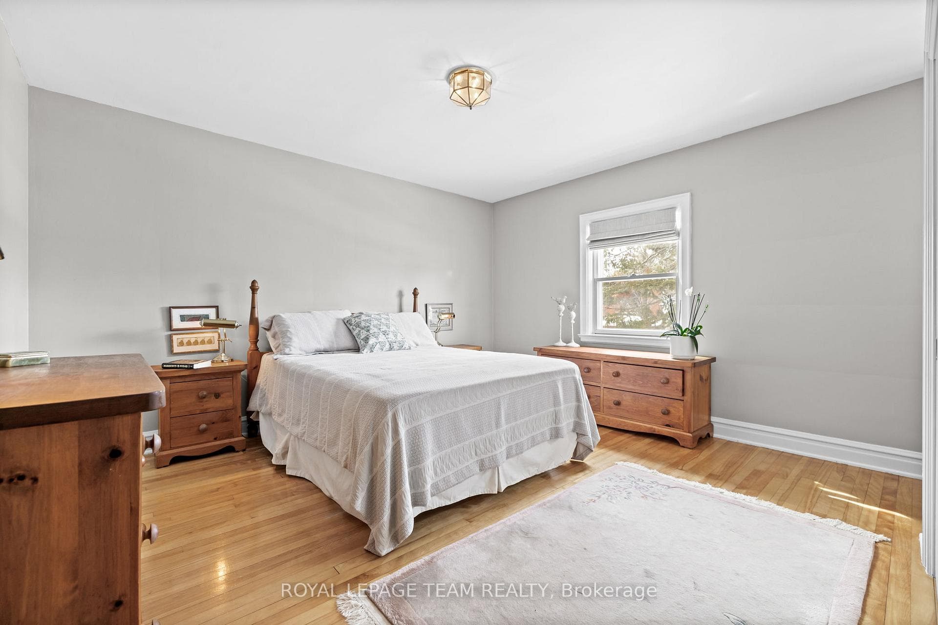 Primary bedroom.
