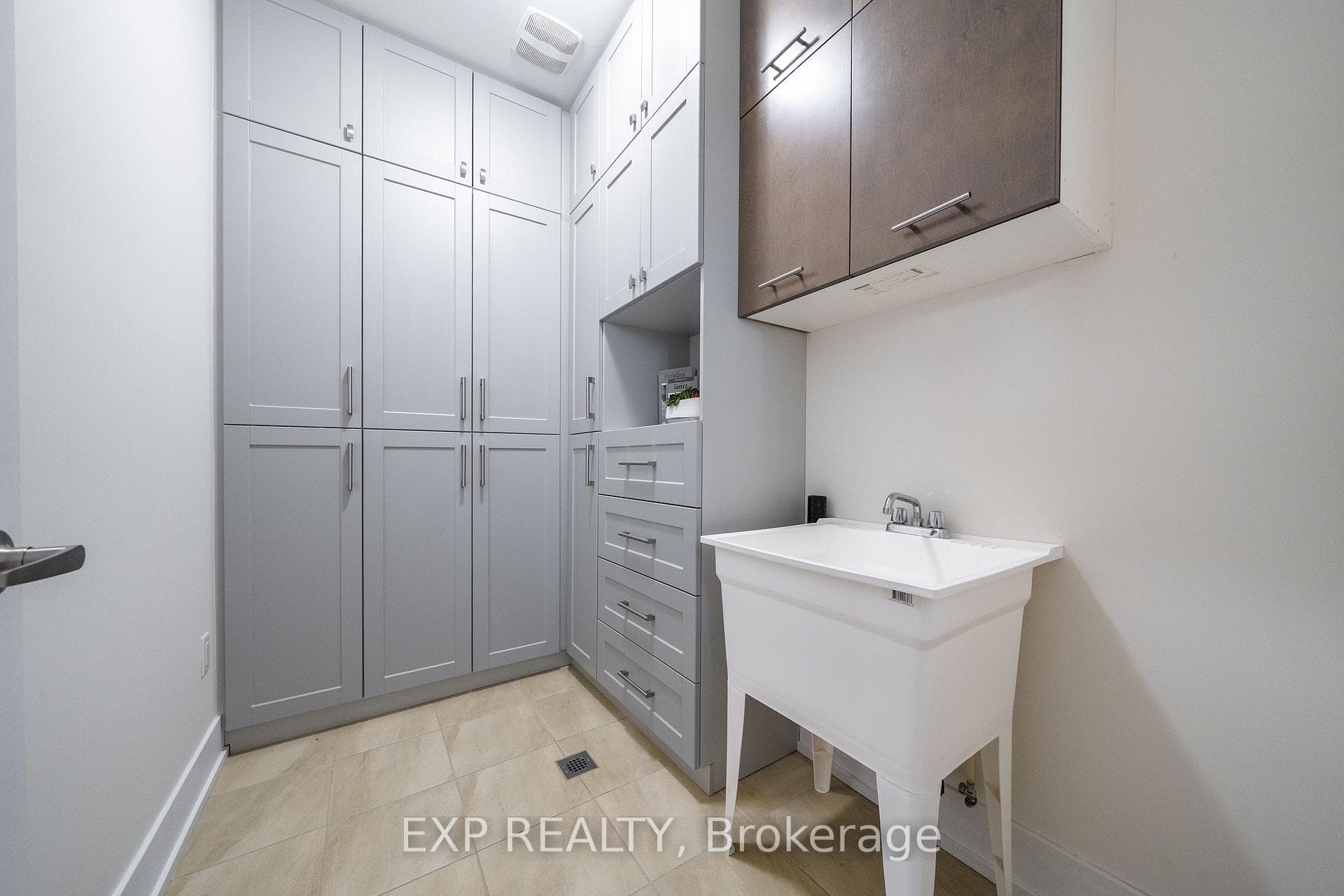 20 Crestridge Drive photo 30