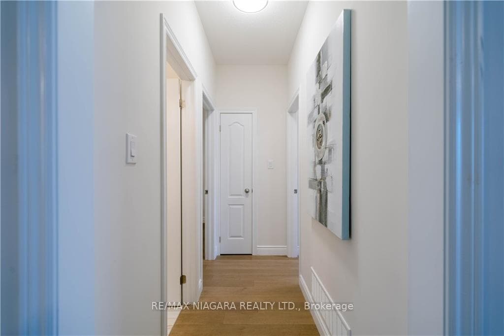 18 Angela Crescent photo 18