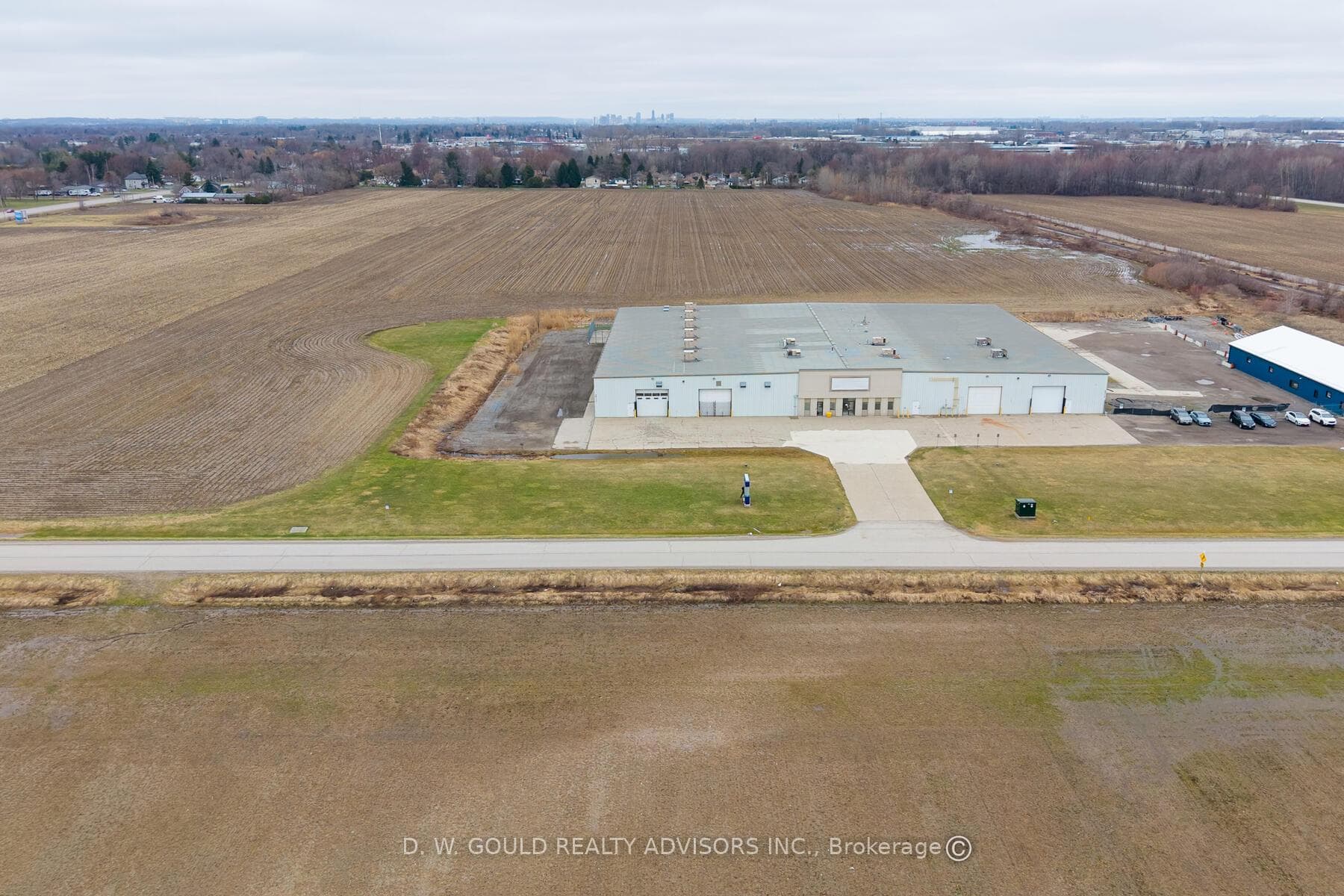 1425 Creamery Road, London East