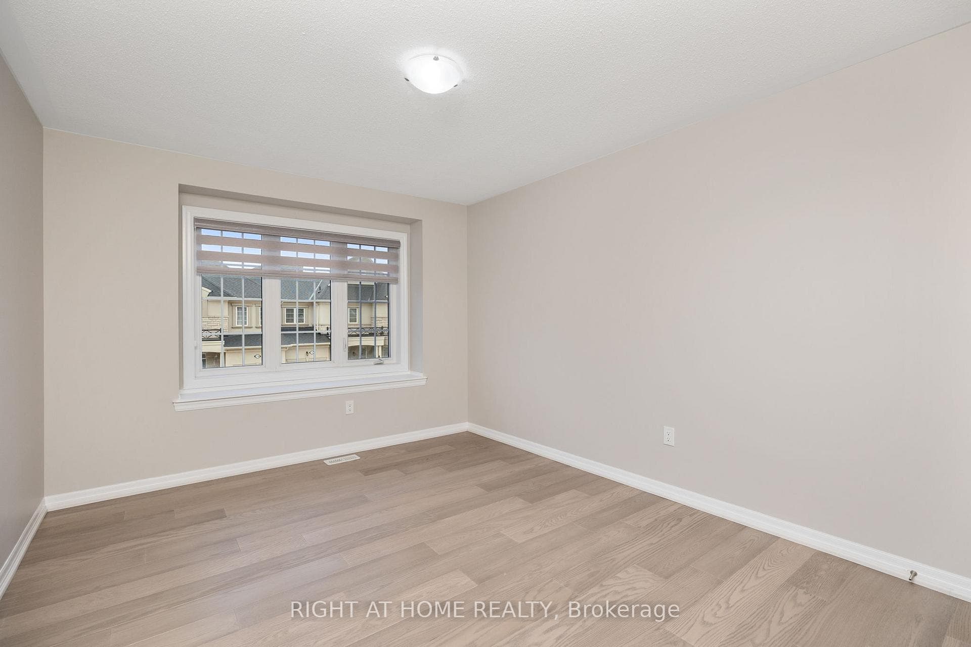 75 Orchardcroft Road photo 19