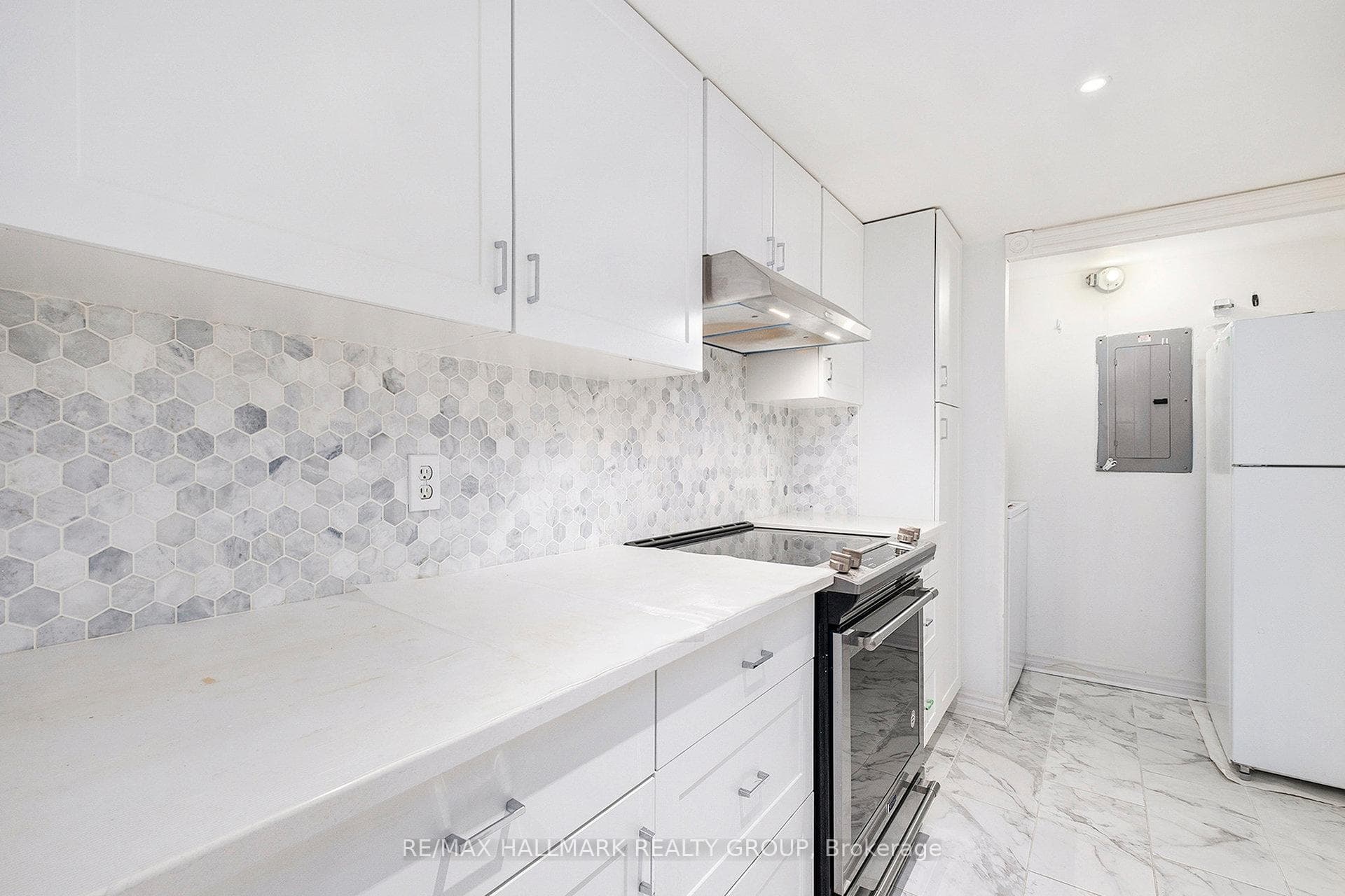 1204 Shillington Avenue Unit 15 photo 4