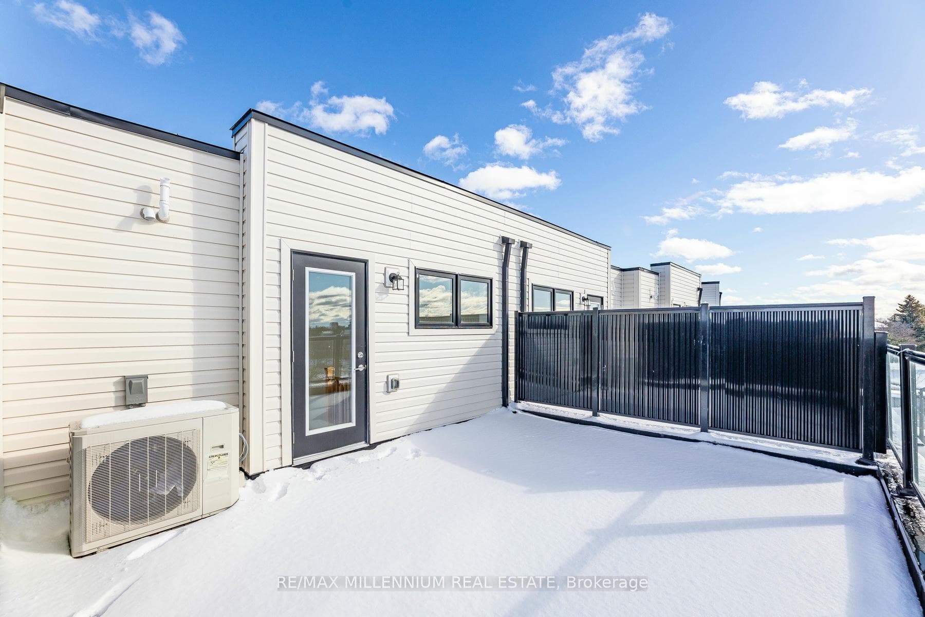 165 Tapscott Road Unit 11 photo 36