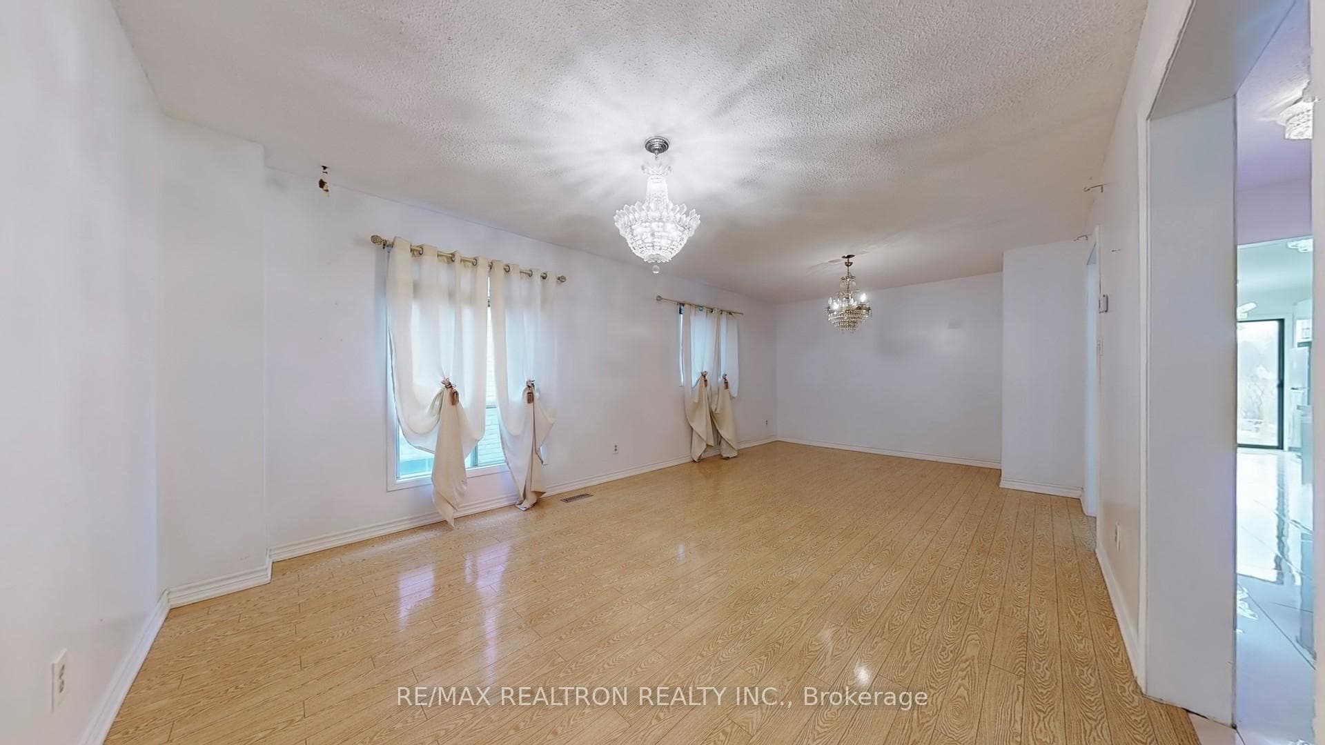 Combined Living & Dining Areas