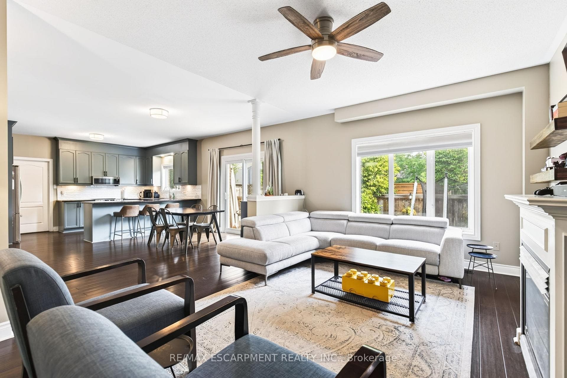16 Watercliff Place photo 20