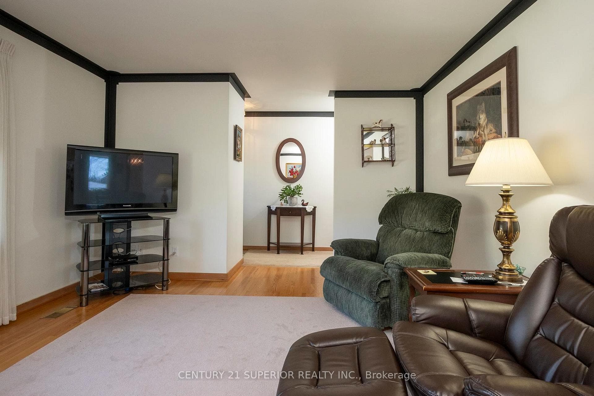 105 Hinton Ave photo 6