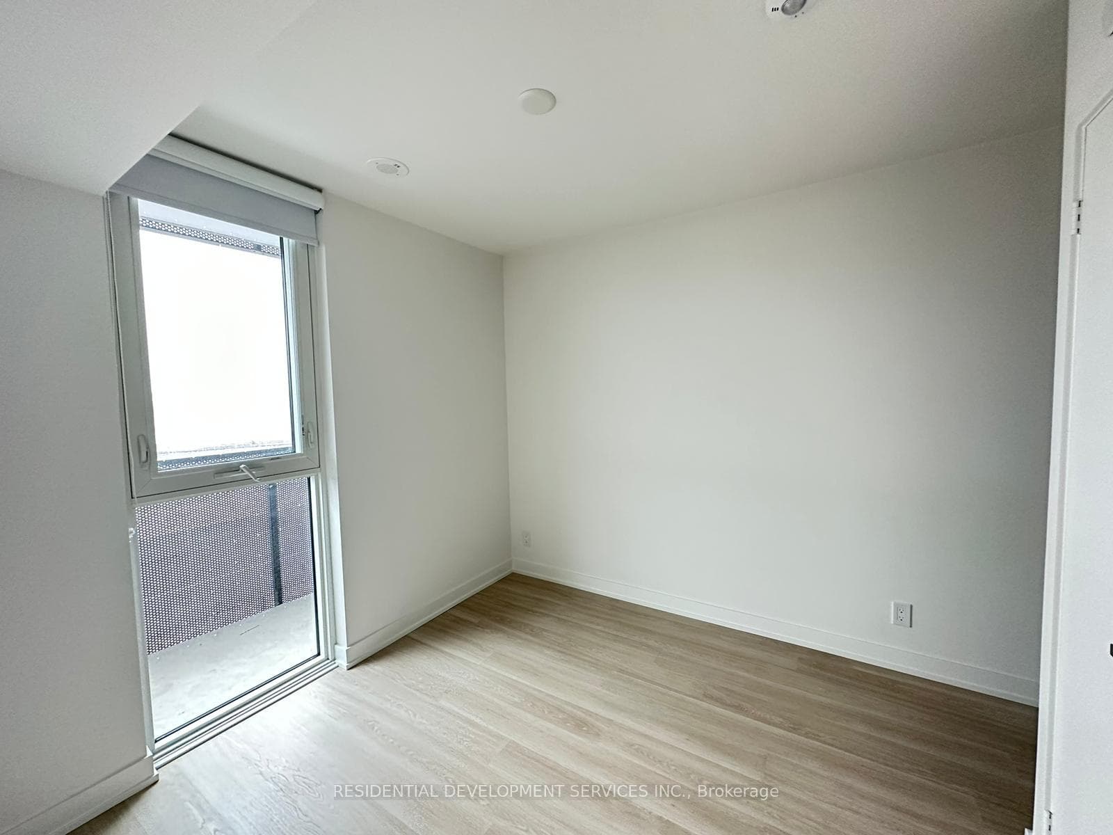 30 Tretti Way Unit 320 photo 7