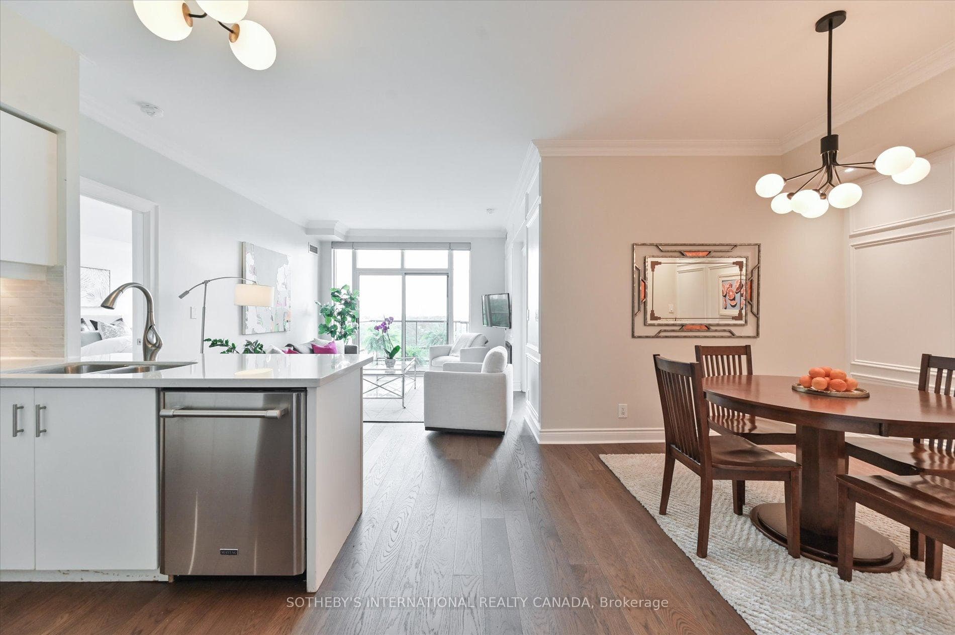 10 Delisle Avenue Unit 1101 photo 12