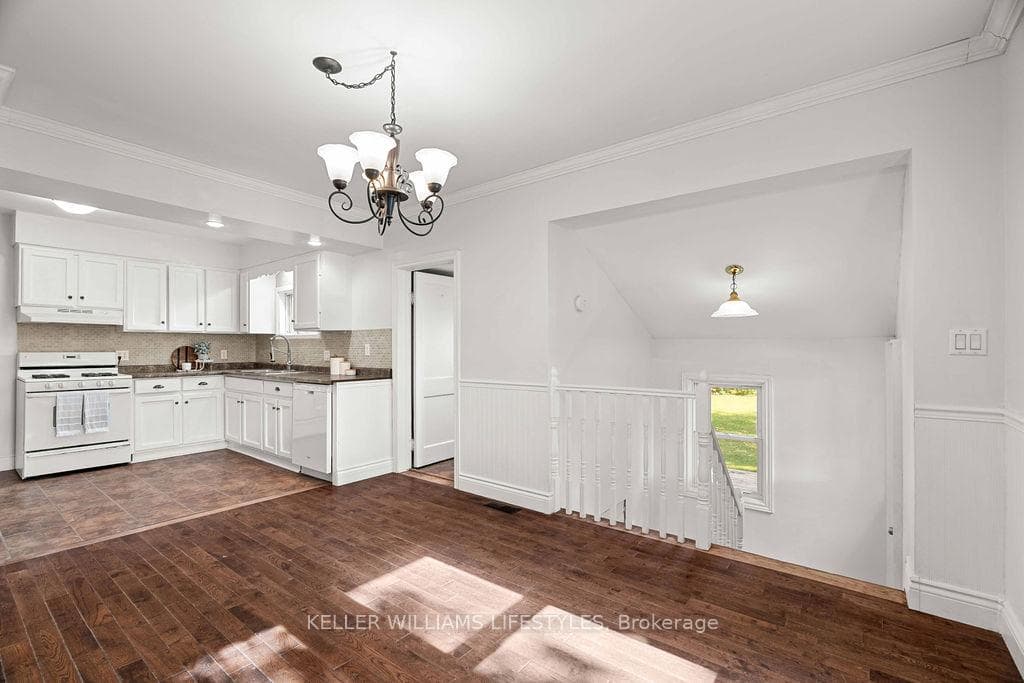 22828 Hagerty Road photo 11