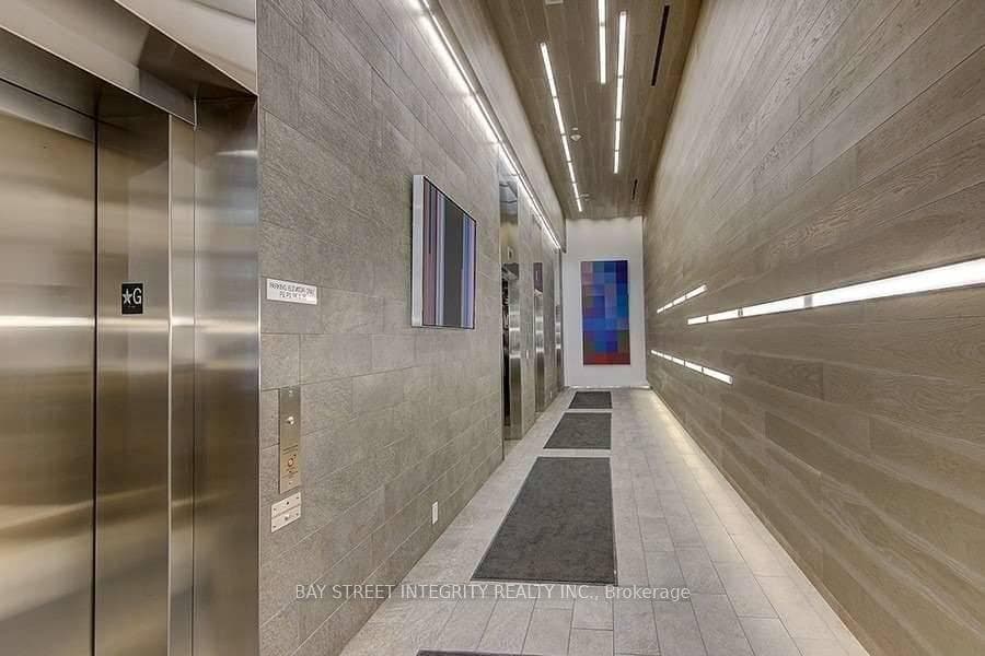 101 Peter Street Unit 3705 photo 15