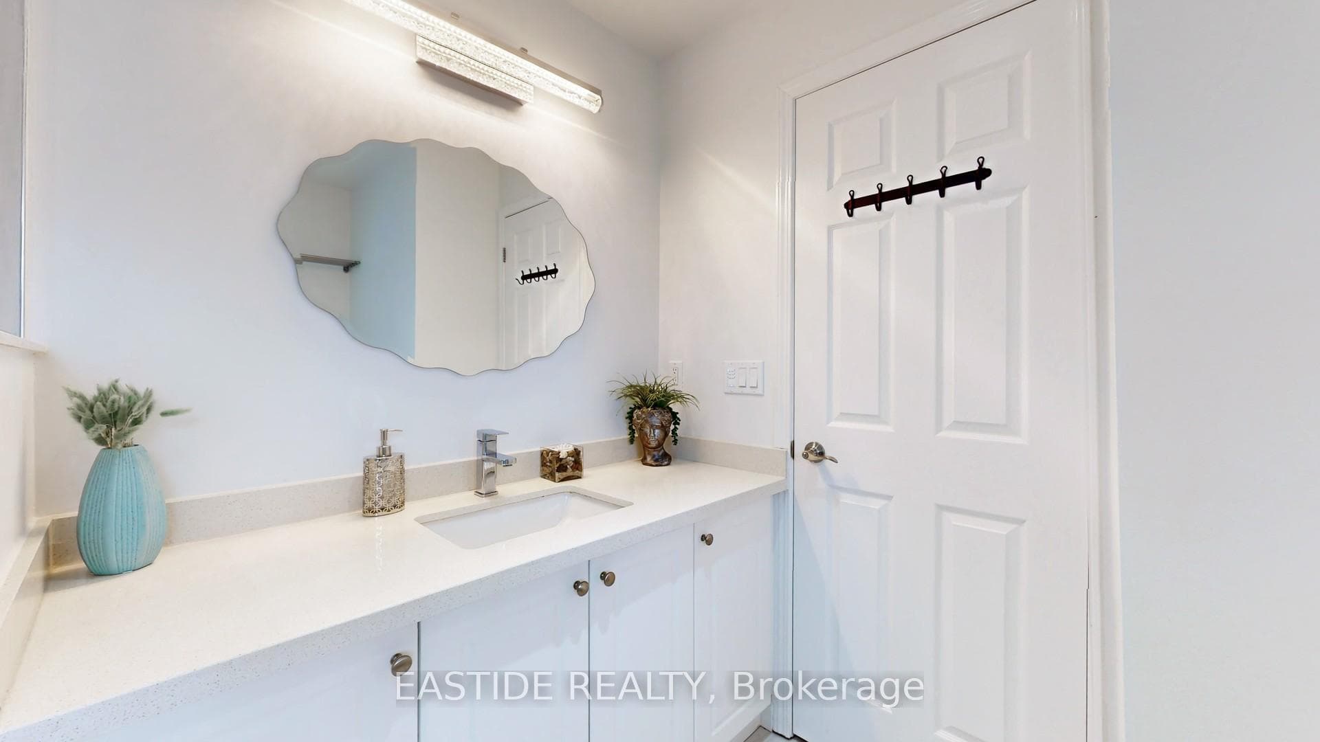 71 Ralph Chalmers Avenue photo 32