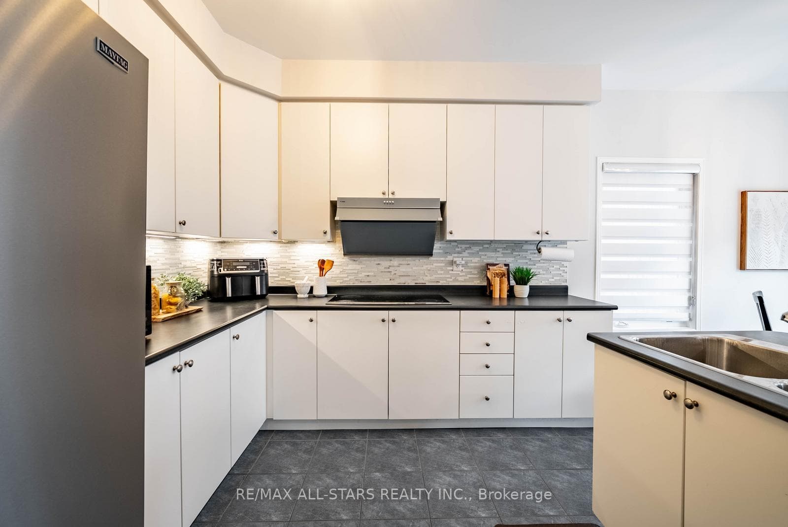 406 Reeves Way Boulevard photo 15