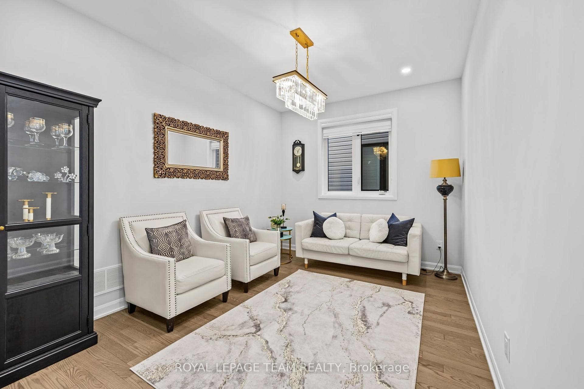 70 Ralph Erfle Way photo 13