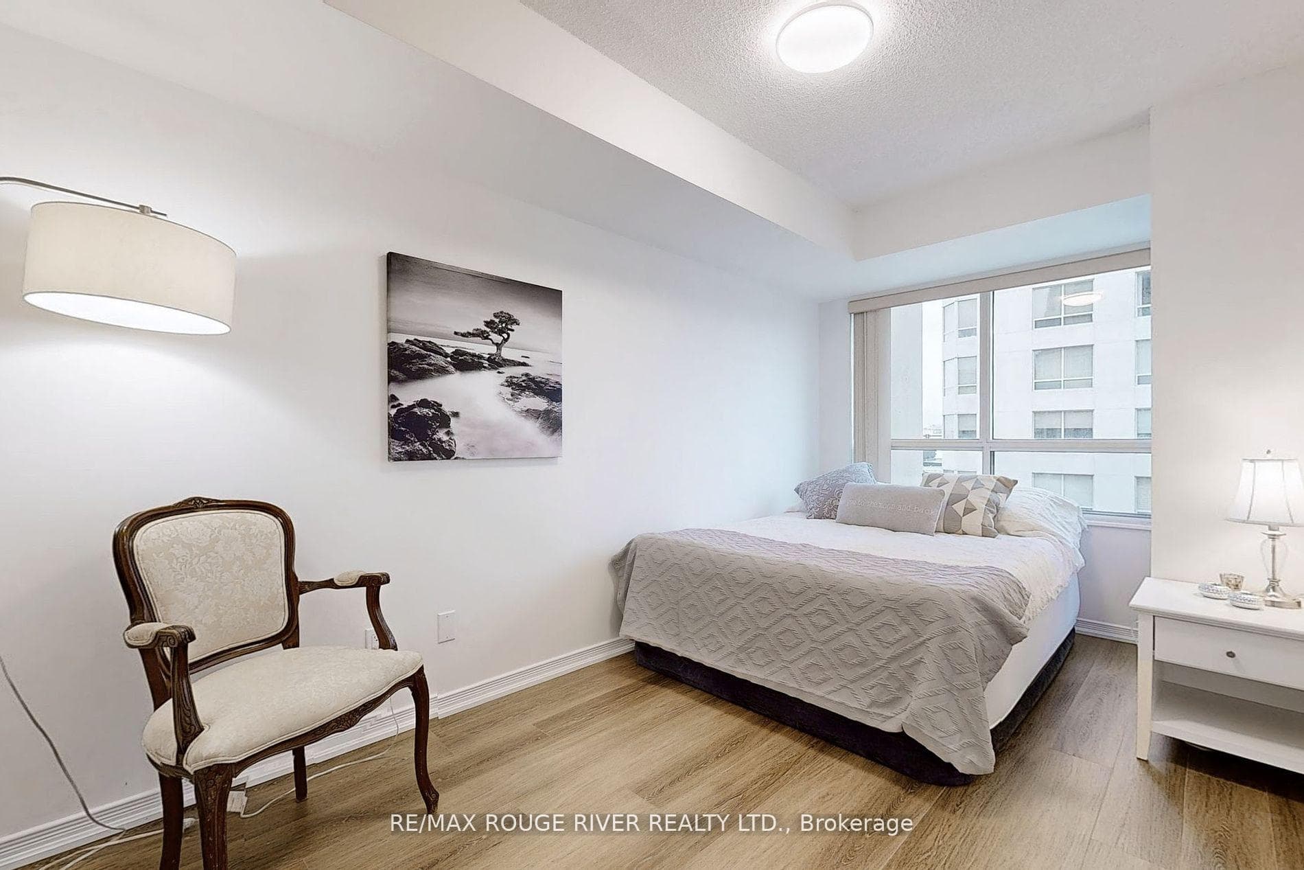 1200 The Esplanade N/A Unit 717 photo 18