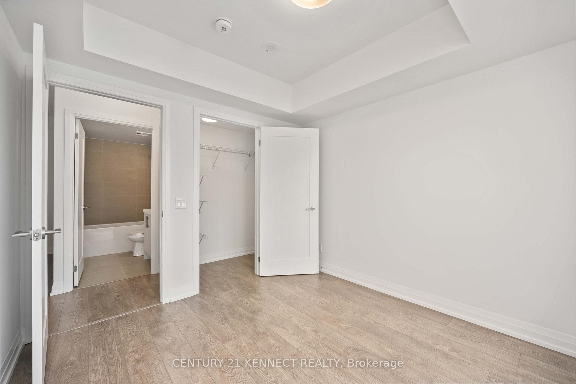 286 Main Street Unit 2405 photo 20