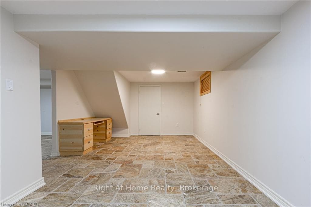 229 SIMON Drive photo 40