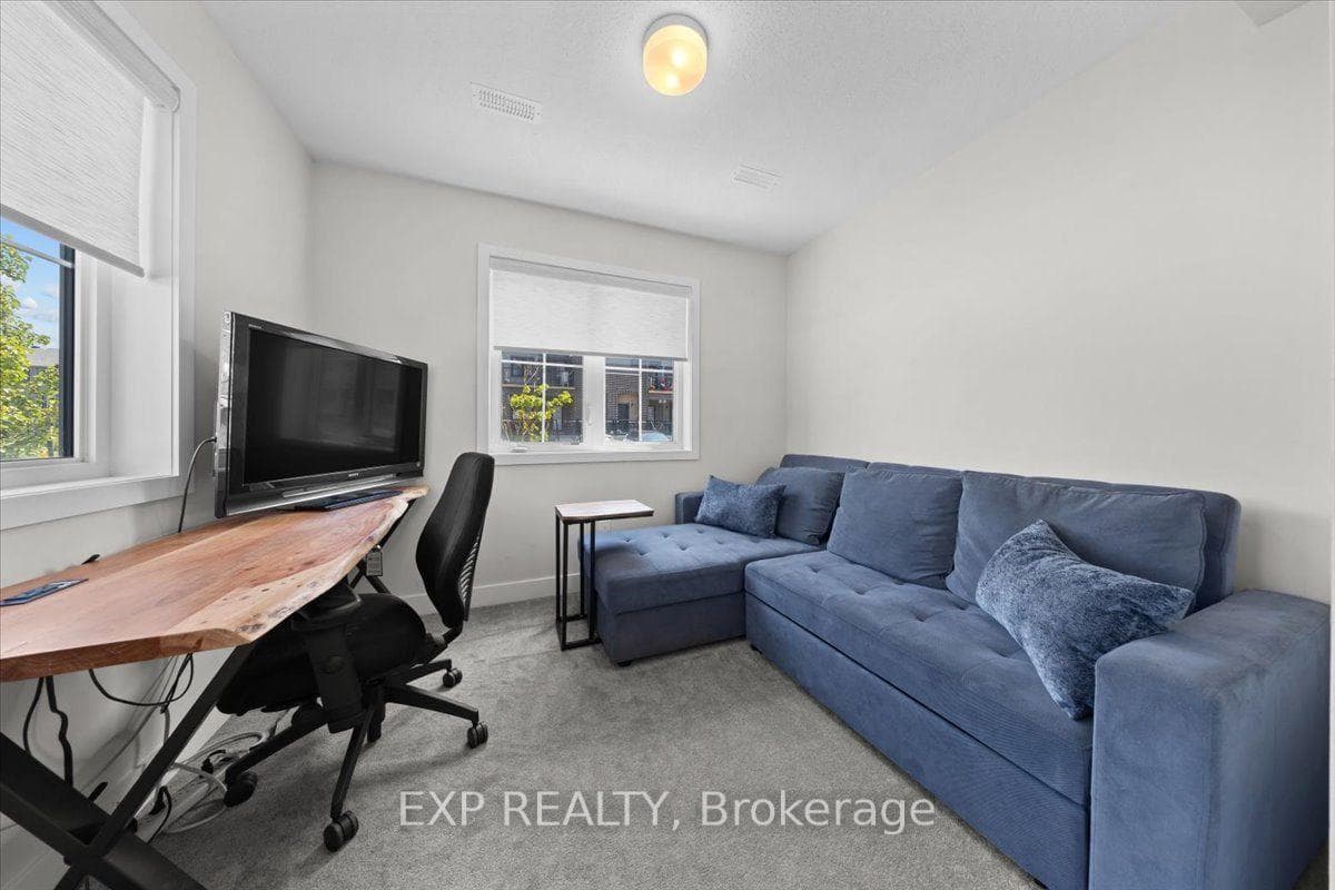 293 Anyolite Private photo 6