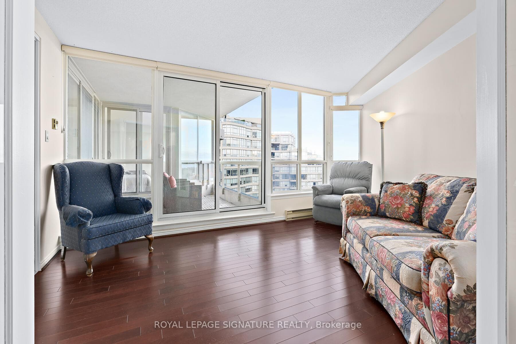 10 Guildwood Parkway Unit 1122 photo 8