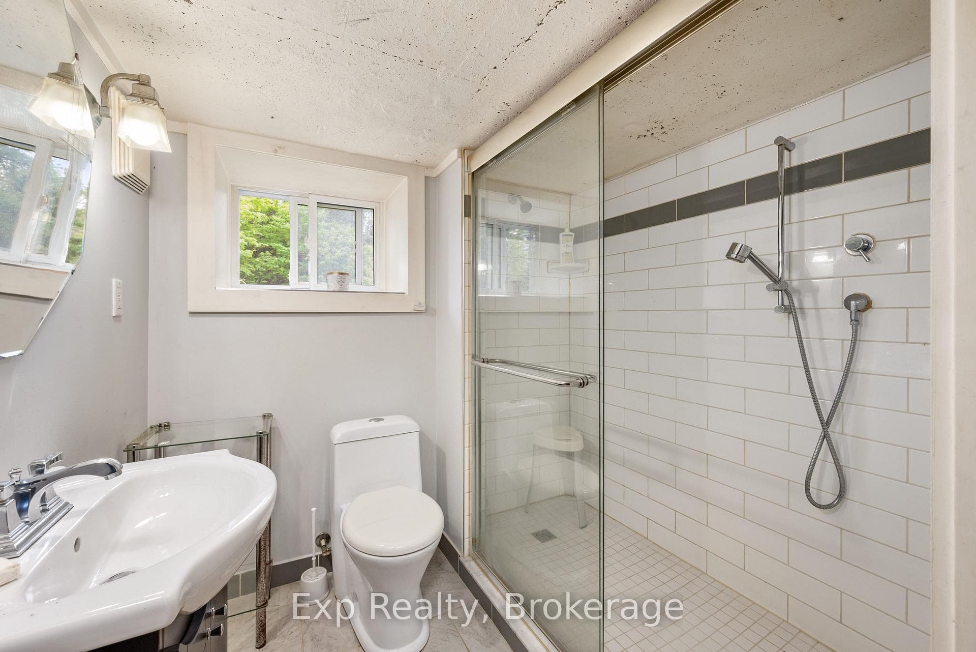 8699 Old Hasting Road photo 30