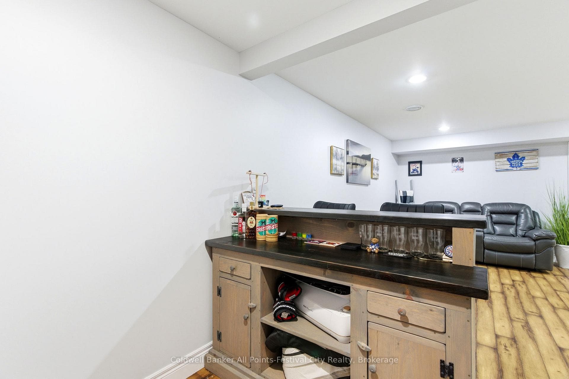 91 Park Street photo 36