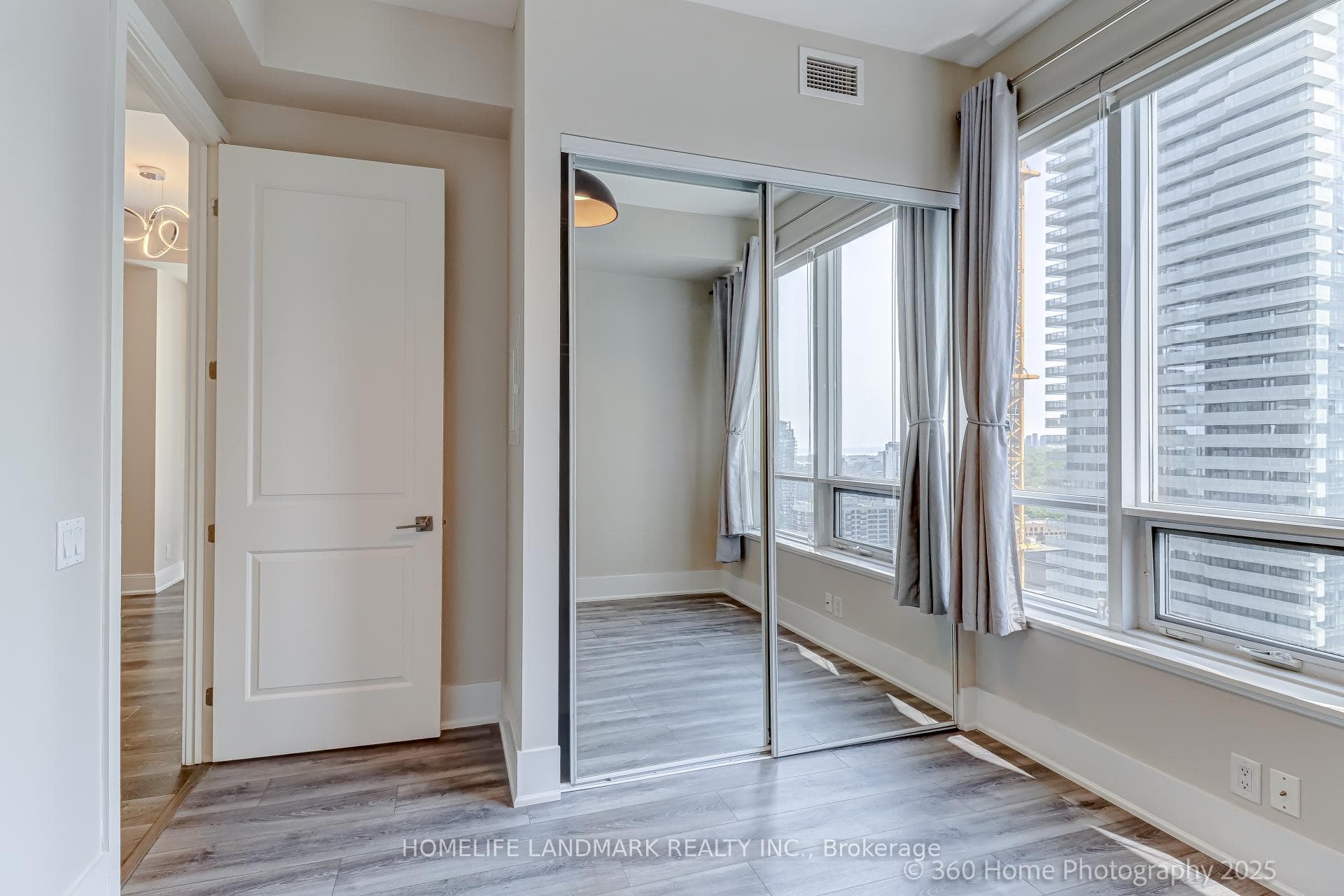 21 Balmuto Street Unit 2801 photo 15