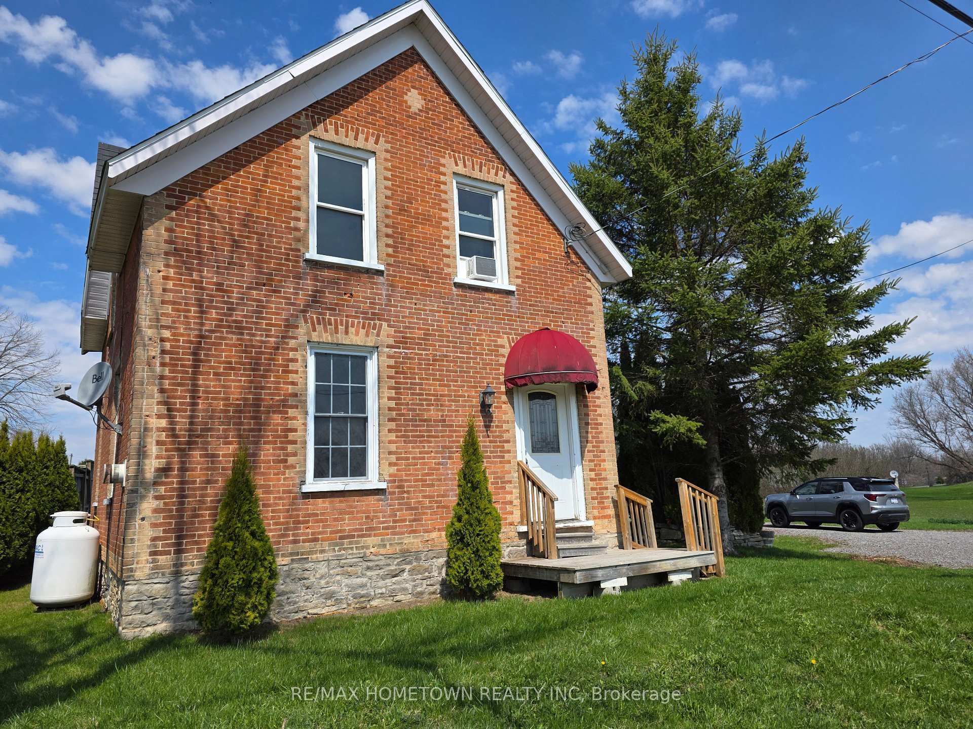 5250 Algonquin Road photo 2
