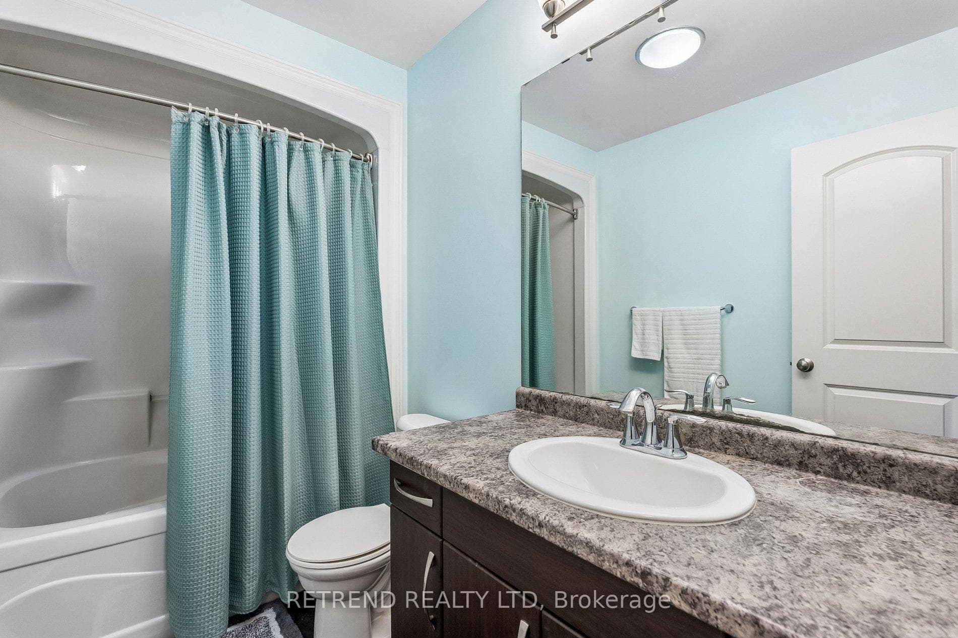 73 Videl Crescent photo 23