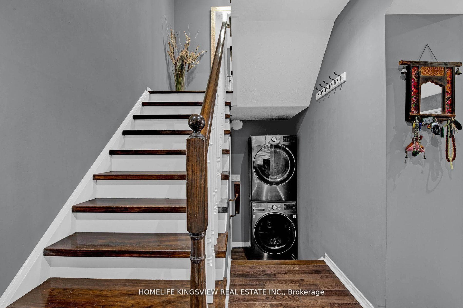 56 Carter Street photo 17